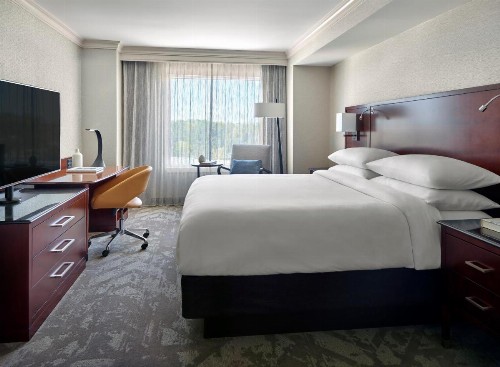 Atlanta Airport Marriott Gateway - image 3