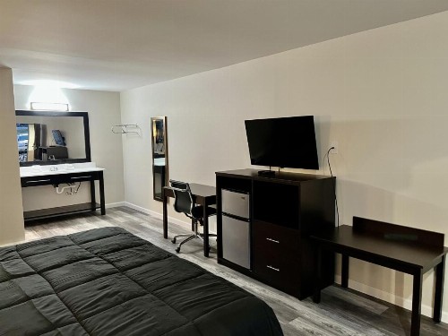 Super 8 By Wyndham Atlanta/Hartsfield Jackson Airport - image 8