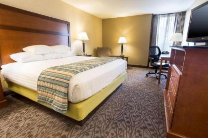 Drury Inn & Suites Atlanta Airport - image 18