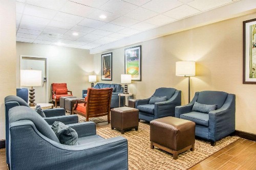 Comfort Inn Downtown Atlanta - image 4
