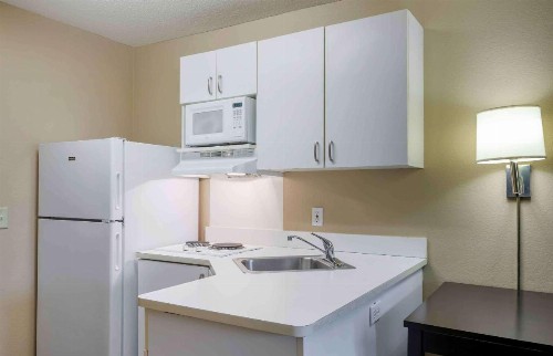Extended Stay America Suites - Atlanta - Clairmont - image 20