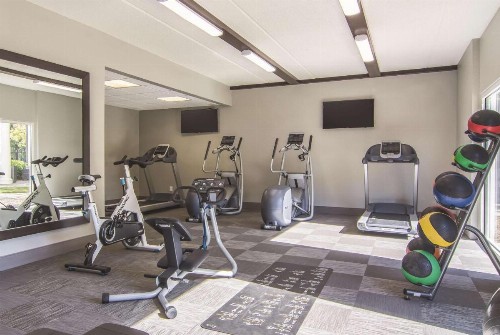 La Quinta by Wyndham Atlanta Perimeter Medical - image 32