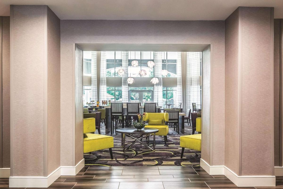 La Quinta by Wyndham Atlanta Perimeter Medical - image 7