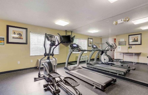 Extended Stay America Suites - Atlanta - Perimeter - Peachtree Dunwoody - image 11