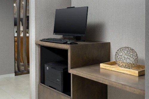 SpringHill Suites by Marriott Atlanta Perimeter Center - image 16