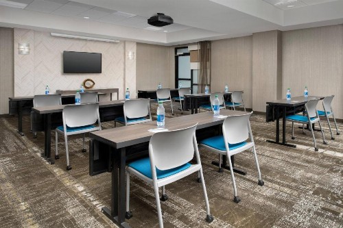 SpringHill Suites by Marriott Atlanta Perimeter Center - image 25