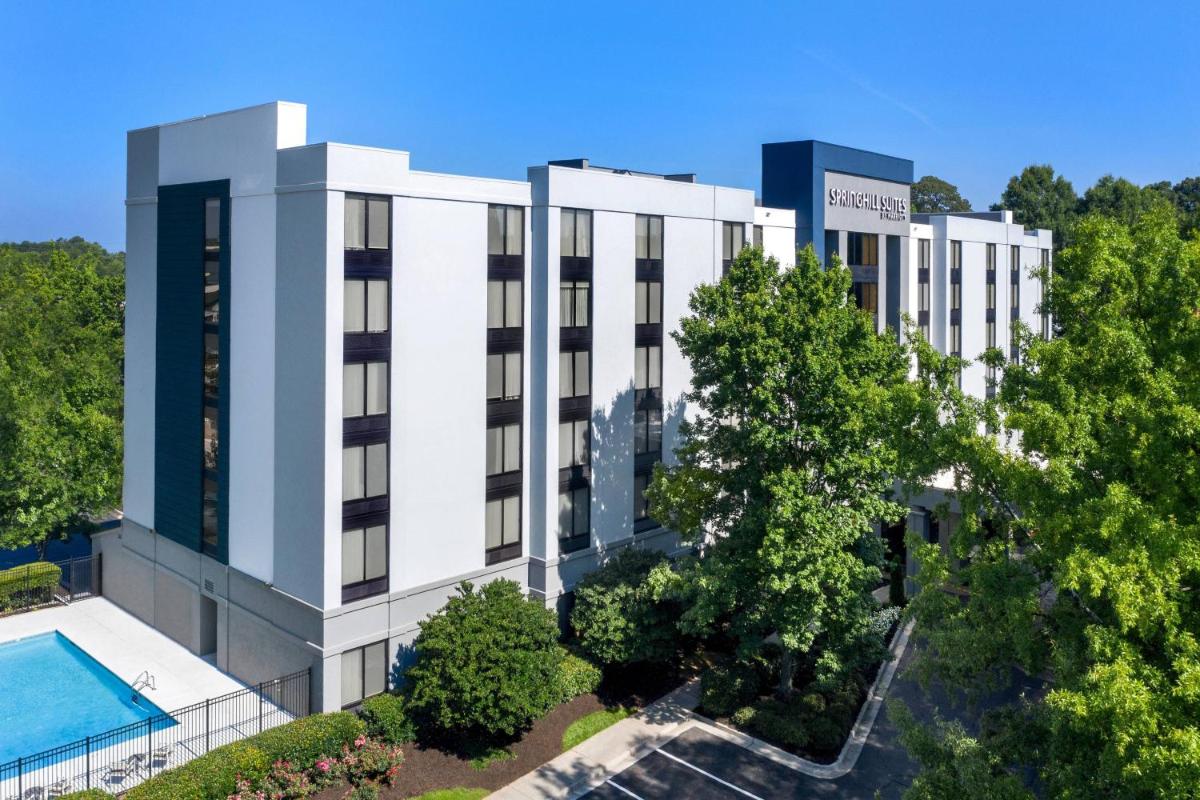 SpringHill Suites by Marriott Atlanta Perimeter Center - image 3