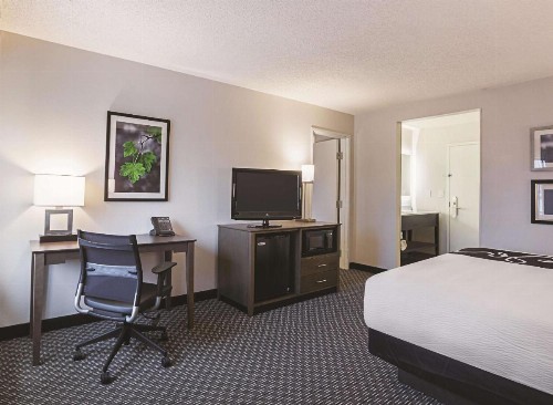 La Quinta by Wyndham Atlanta Midtown - Buckhead - image 34