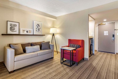 Country Inn & Suites by Radisson Atlanta Galleria Ballpark GA - image 18