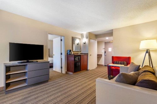 Country Inn & Suites by Radisson Atlanta Galleria Ballpark GA - image 33