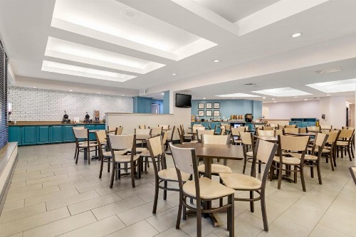 Country Inn & Suites by Radisson Atlanta Galleria Ballpark GA - image 39