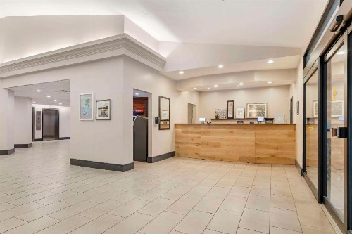 Country Inn & Suites by Radisson Atlanta Galleria Ballpark GA - image 4