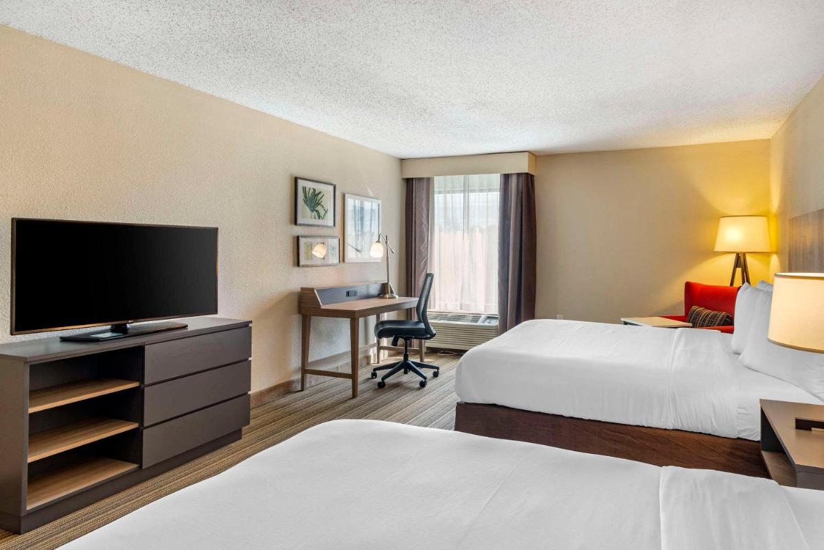 Country Inn & Suites by Radisson Atlanta Galleria Ballpark GA - image 7