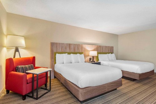 Country Inn & Suites by Radisson Atlanta Galleria Ballpark GA - image 8