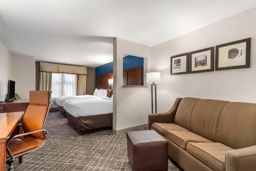 Comfort Suites Atlanta Airport - image 12