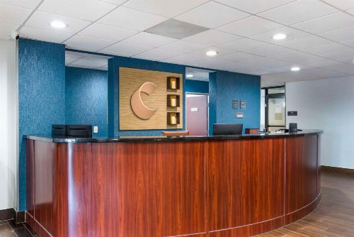 Comfort Suites Atlanta Airport - image 5