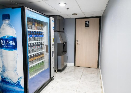 SureStay Plus Hotel by Best Western Atlanta Airport South - image 22