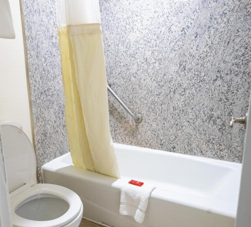 SureStay Plus Hotel by Best Western Atlanta Airport South - image 33