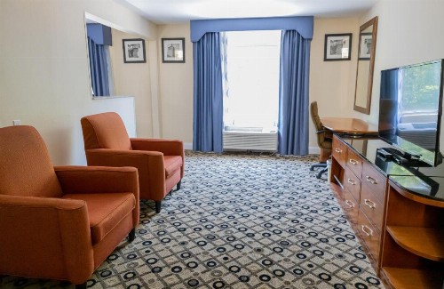 SureStay Plus Hotel by Best Western Atlanta Airport South - image 36