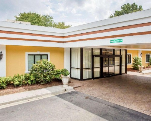 Clarion Hotel & Conference Center North Atlanta - image 1