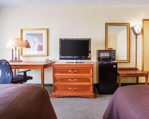 Clarion Hotel & Conference Center North Atlanta - image 10