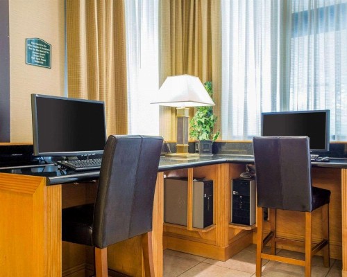 Clarion Hotel & Conference Center North Atlanta - image 3