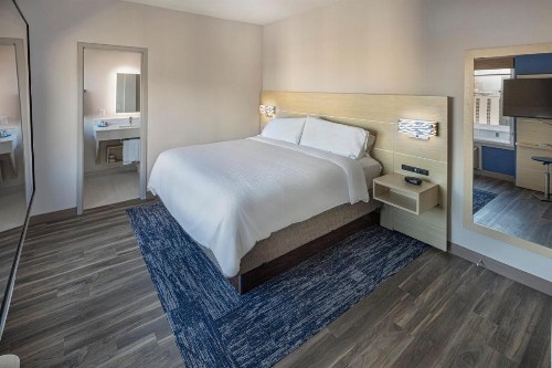 Holiday Inn Express & Suites - Atlanta Downtown an IHG Hotel - image 43