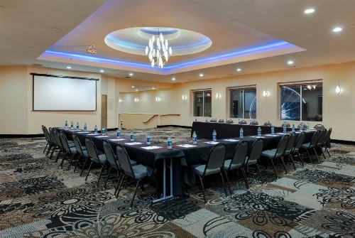 Holiday Inn Express & Suites - Atlanta Downtown an IHG Hotel - image 8