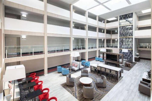 La Quinta by Wyndham Atlanta Airport South - image 5