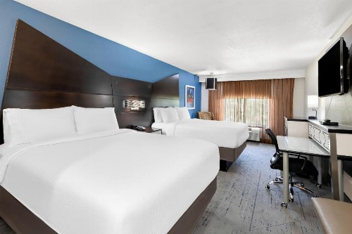 Holiday Inn Express Atlanta NW - Galleria Area an IHG Hotel - image 41