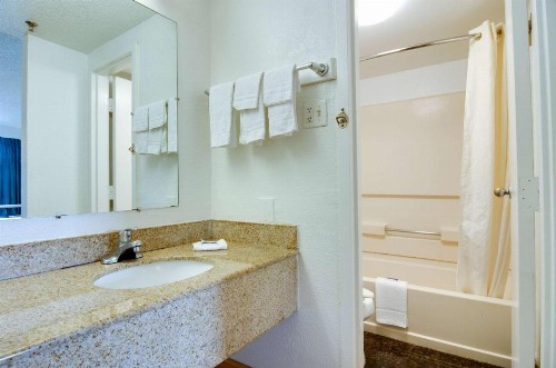 Motel 6-Atlanta GA - image 28