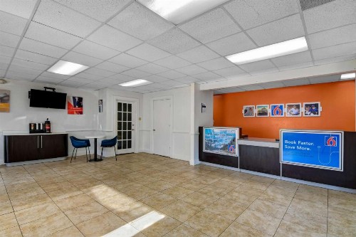 Motel 6-Atlanta GA - image 3