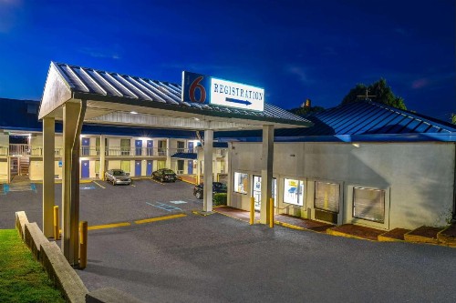 Motel 6-Atlanta GA - image 31