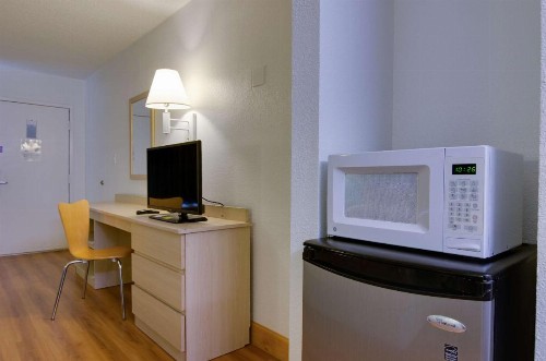 Motel 6-Atlanta GA - image 37