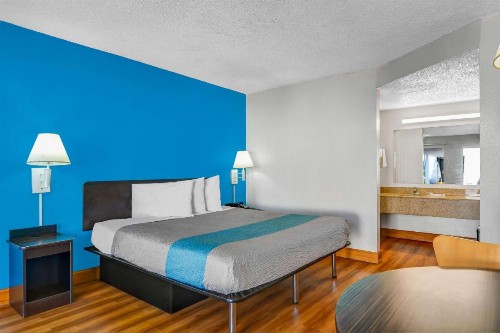 Motel 6-Atlanta GA - image 8