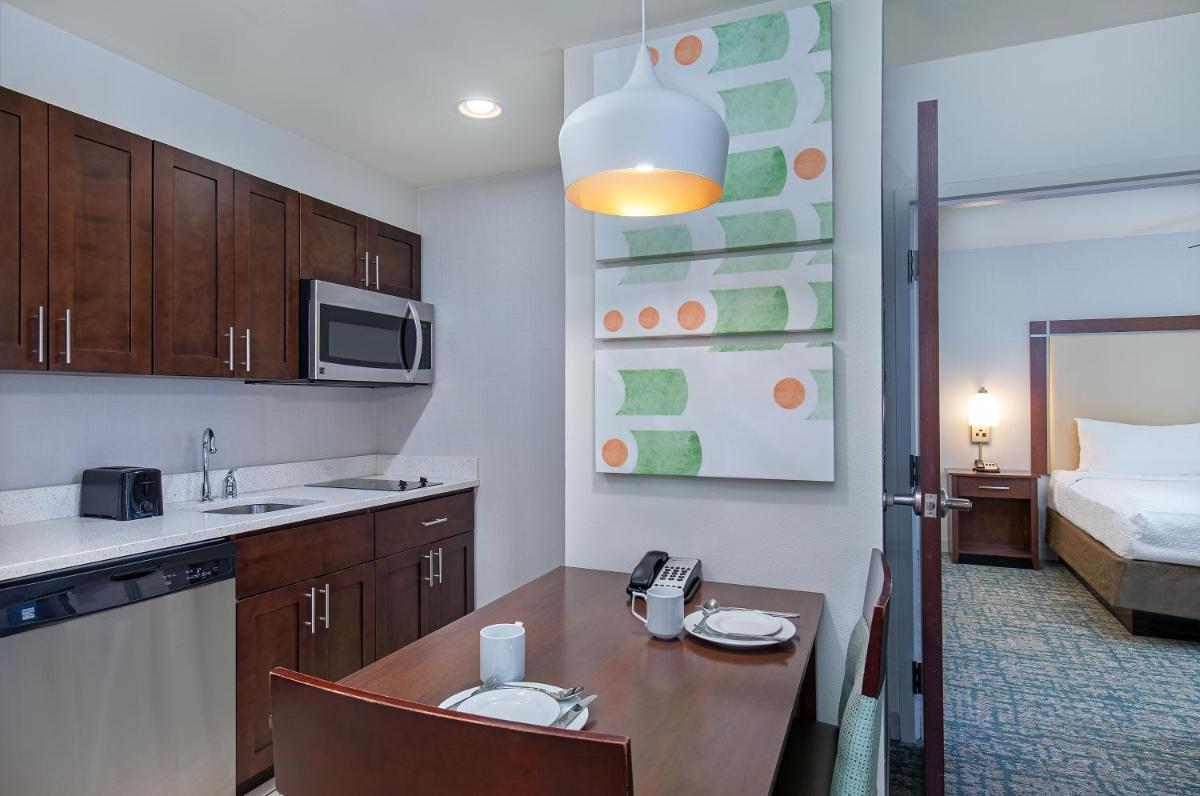 Homewood Suites Atlanta/Perimeter Center - image 4