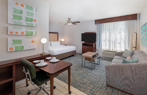 Homewood Suites Atlanta/Perimeter Center - image 9