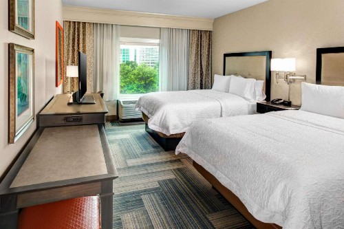 Hampton Inn & Suites by Hilton Atlanta Perimeter Dunwoody - image 27