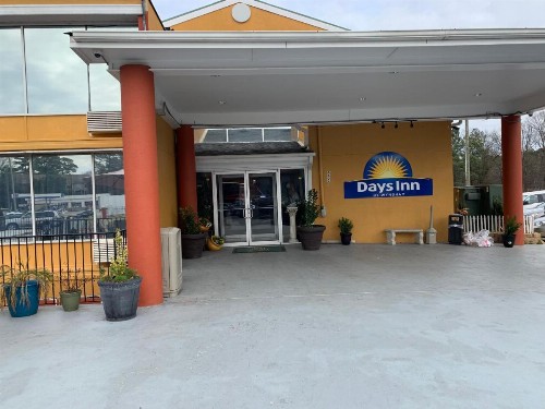Days Inn by Wyndham Hartsfield Jackson Atlanta Airport West - image 20