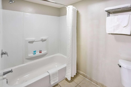 Days Inn by Wyndham Hartsfield Jackson Atlanta Airport West - image 27