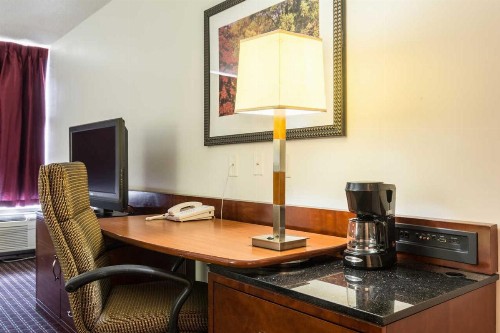 Days Inn by Wyndham Hartsfield Jackson Atlanta Airport West - image 41