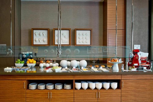 AC Hotel by Marriott Atlanta Buckhead at Phipps Plaza - image 26