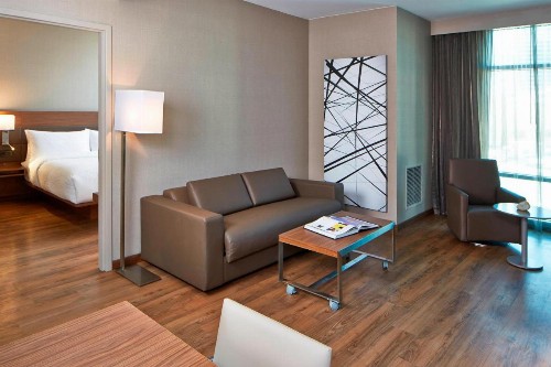 AC Hotel by Marriott Atlanta Buckhead at Phipps Plaza - image 31