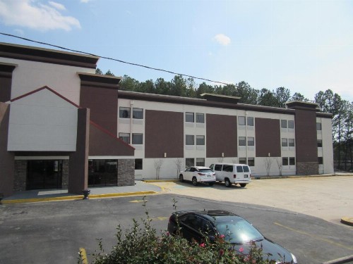 Quality Inn & Suites Atlanta Six Flags - image 19