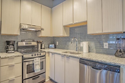 Amazing Atlanta Fully Furnished Apartments - image 31