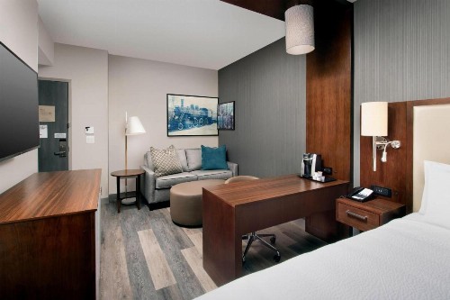 SpringHill Suites by Marriott Atlanta Downtown - image 17
