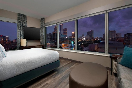 SpringHill Suites by Marriott Atlanta Downtown - image 9
