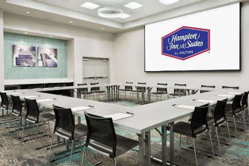 Hampton Inn & Suites Atlanta Buckhead Place - image 31