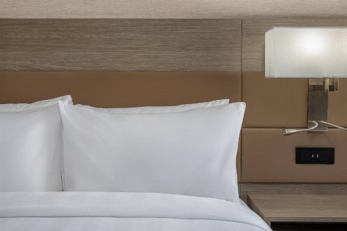 AC Hotel by Marriott Atlanta Midtown - image 15