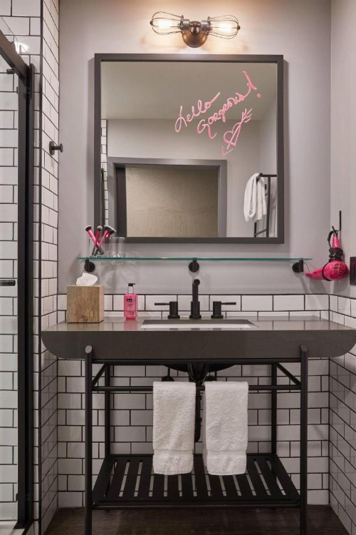 Moxy Atlanta Midtown - image 18